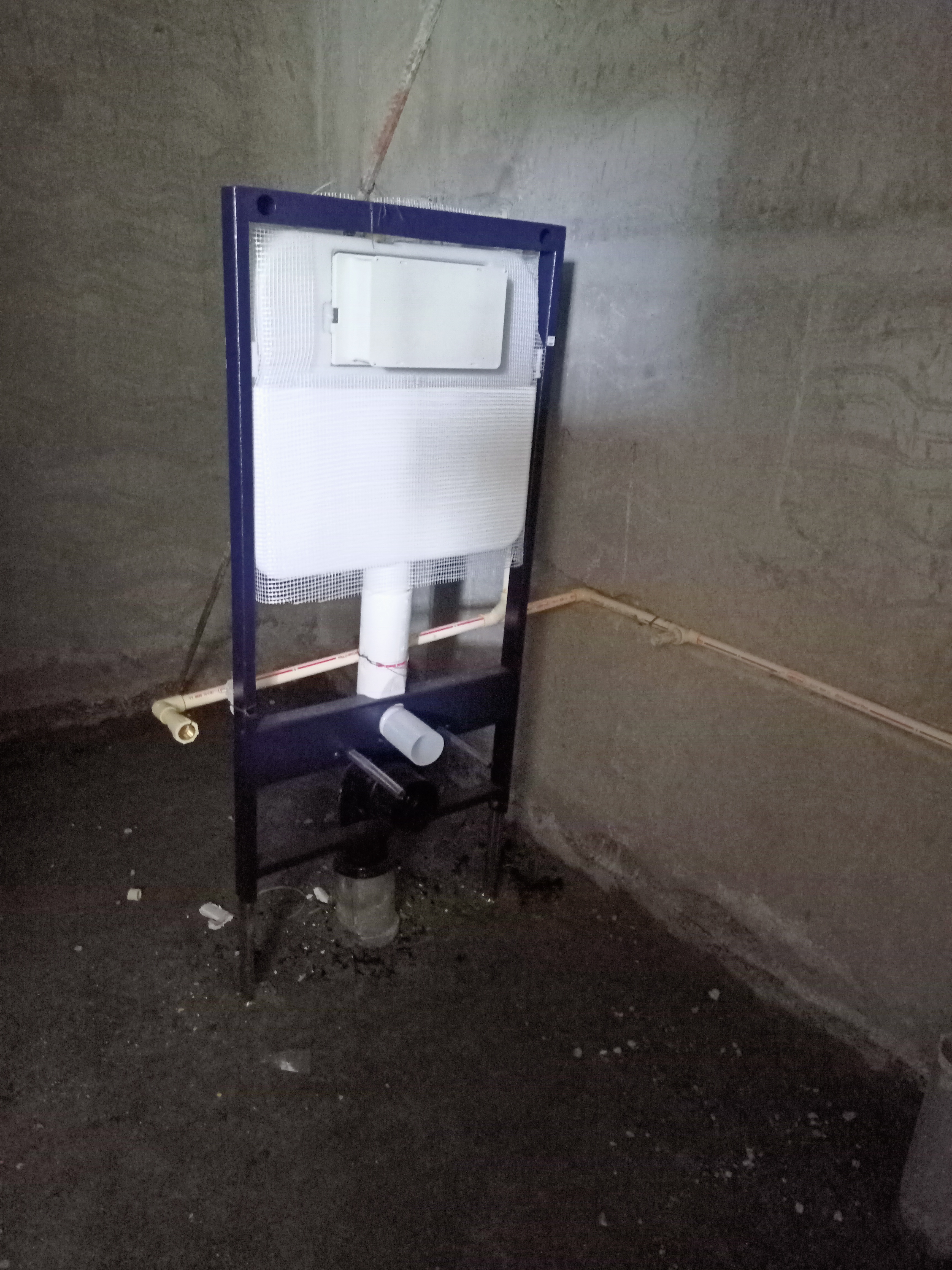 Concealed Toilet Cistern Frame view 2