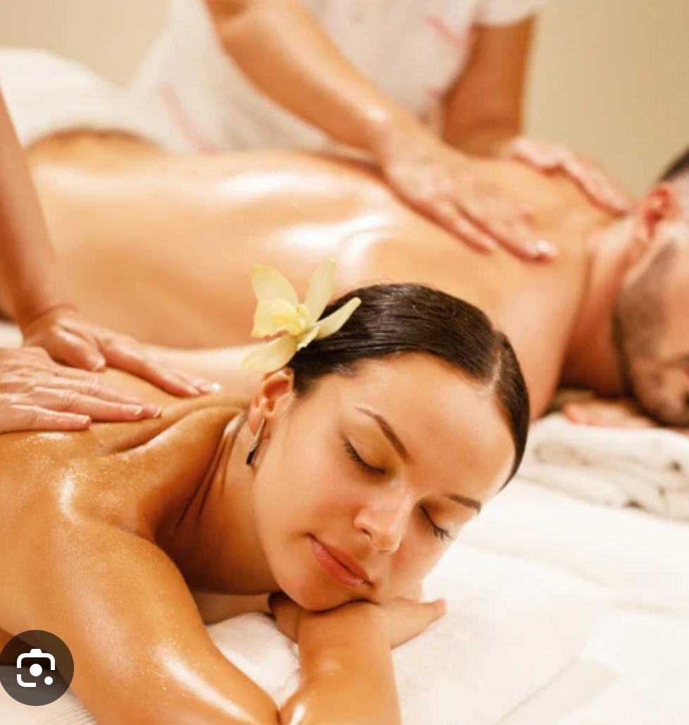 Couple massage