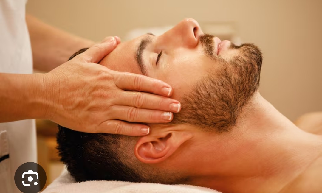 Relaxing Head Massage view 2