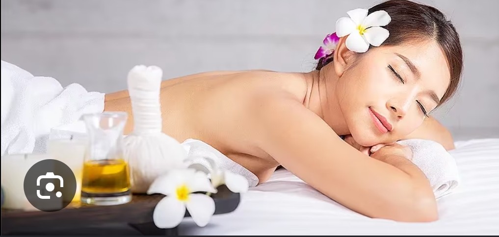 Floral Aroma Therapy Massage view 2