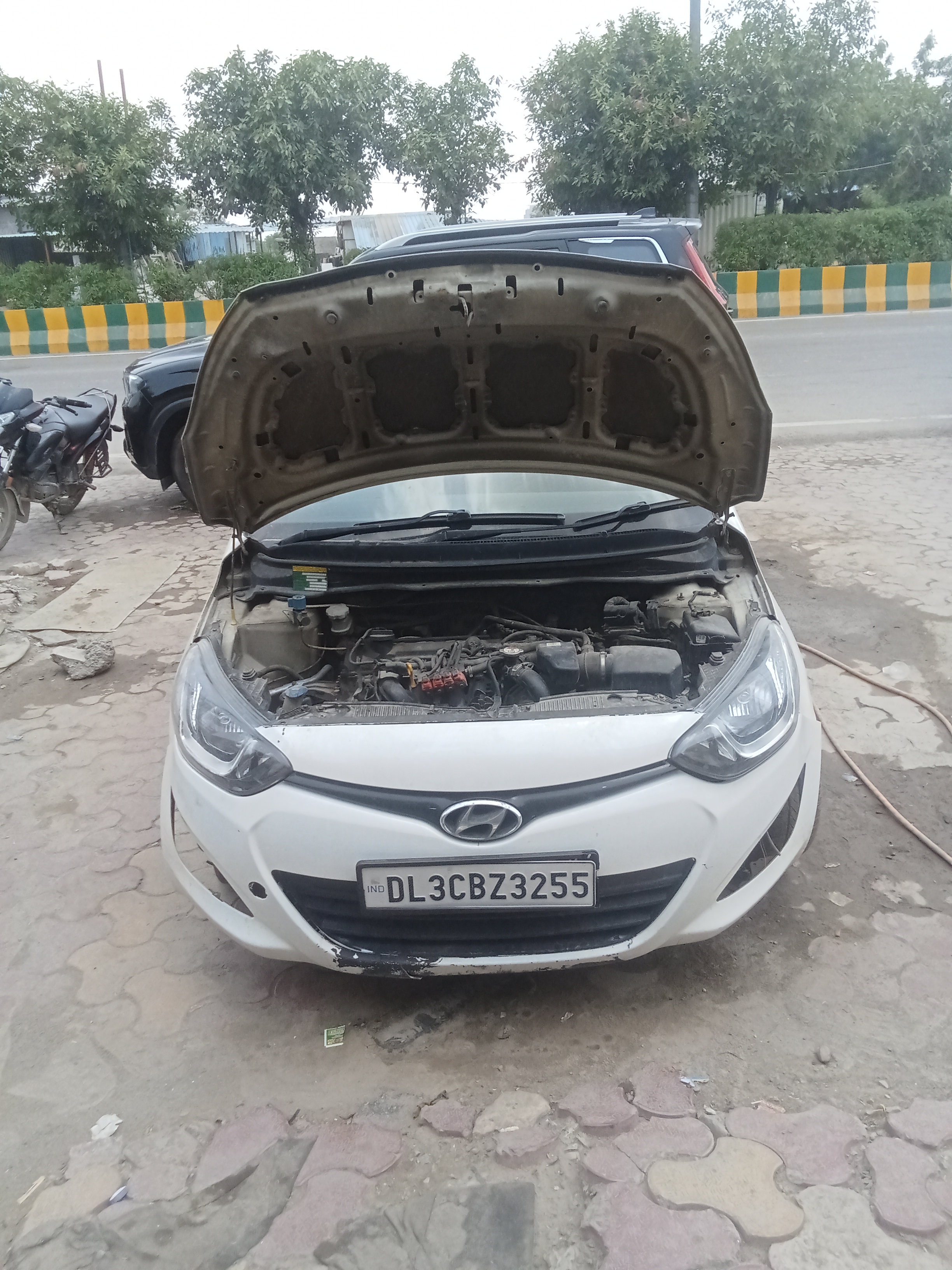 Hyundai Car Engine view 2