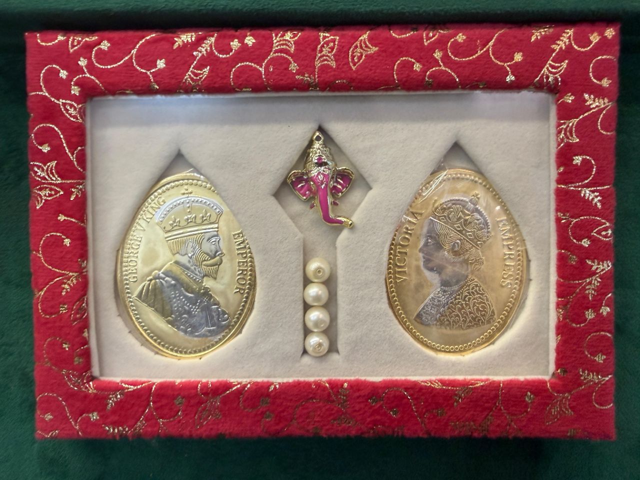 Vintage Silver Coin Set 50gms view 2