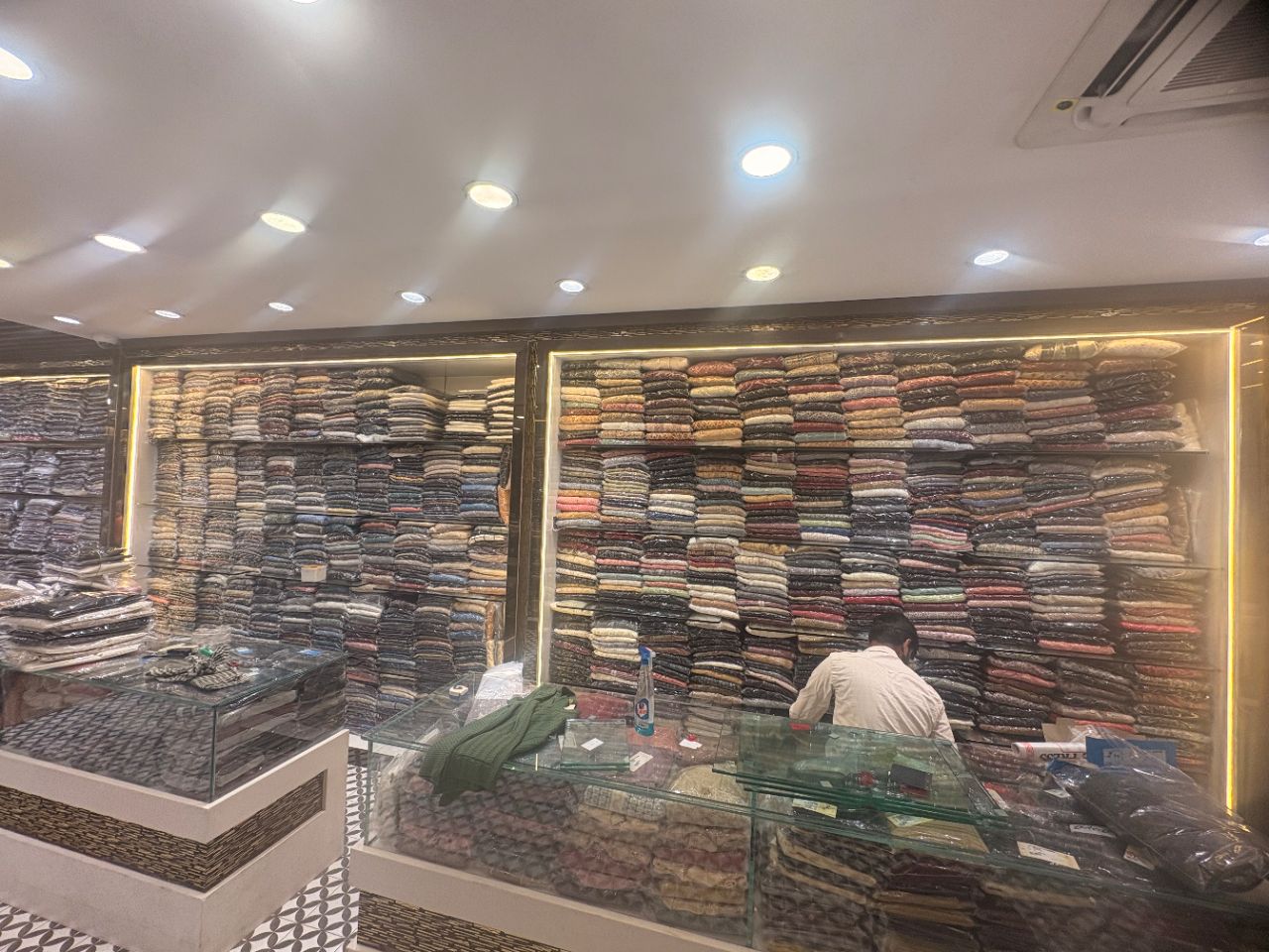Brown Shop view 5