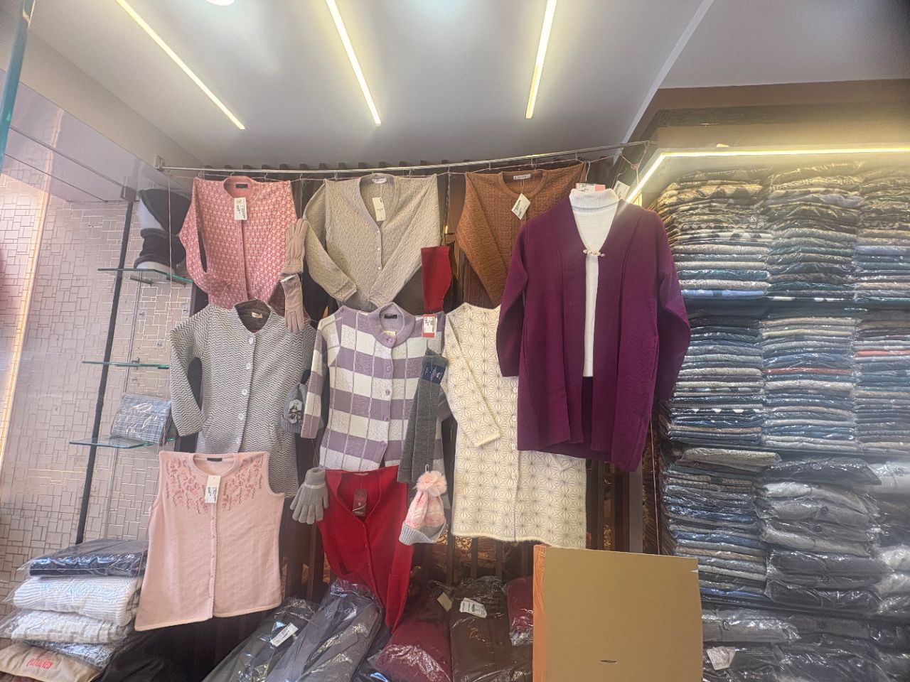 Brown Shop view 6
