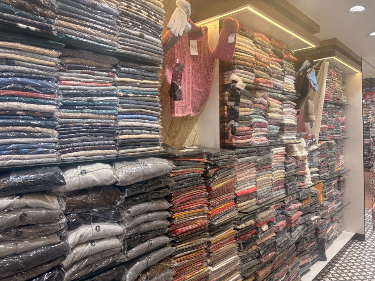 Brown Shop view 4