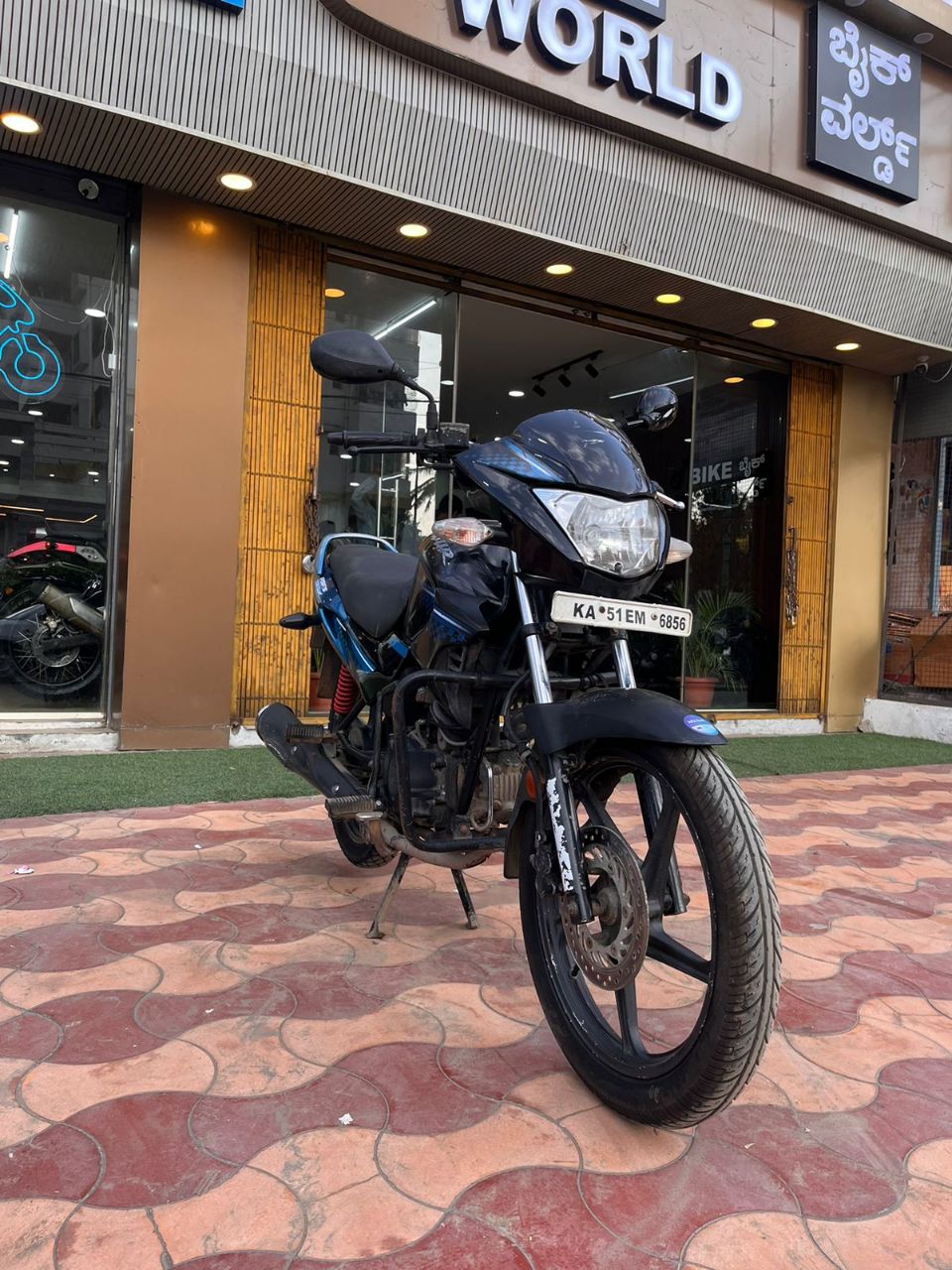 Hero Glamour/2015 Model view 2