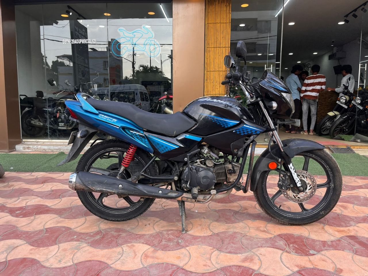 Hero Glamour/2015 Model view 5