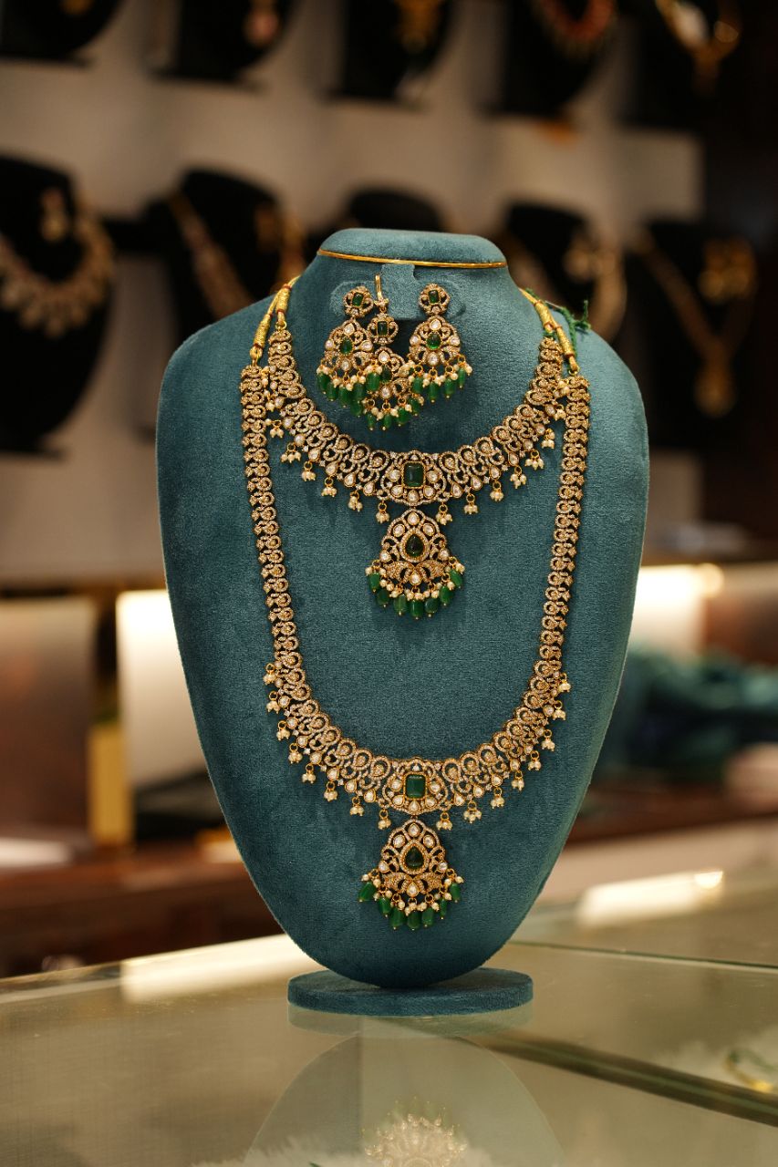 GREEN VICTORIAN SET