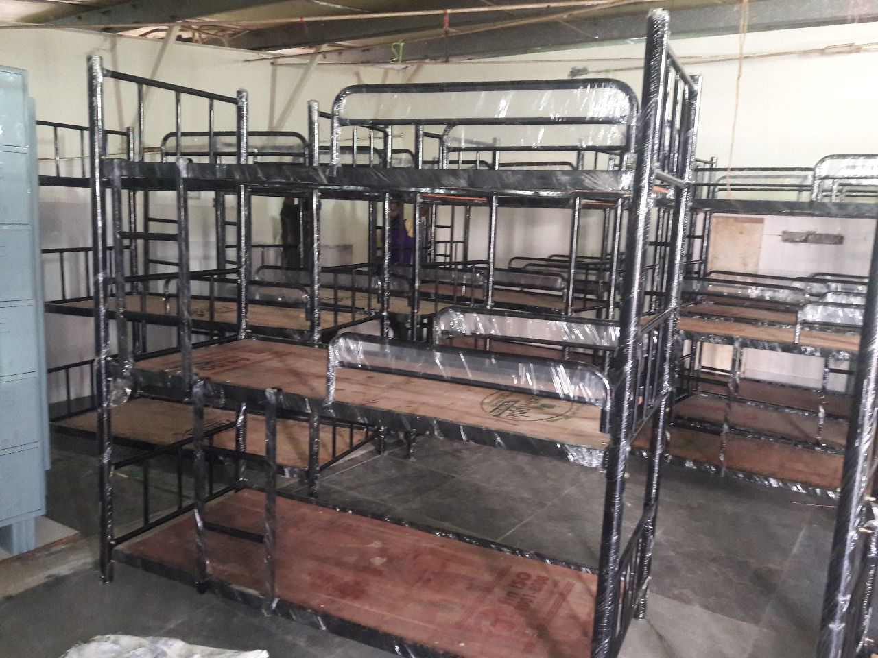 Wrought Iron Three Tyre Bunker Bed view 6