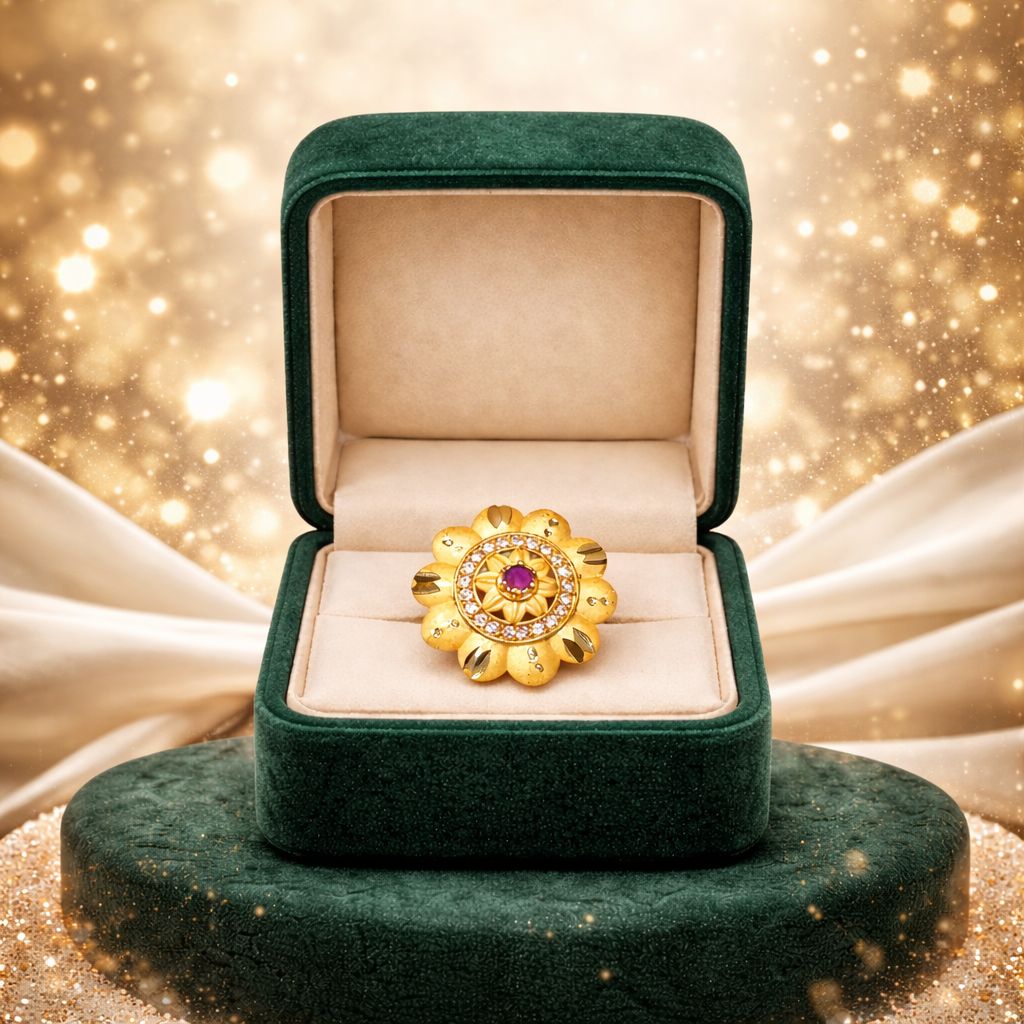 Aviraam Gold Ring view 3