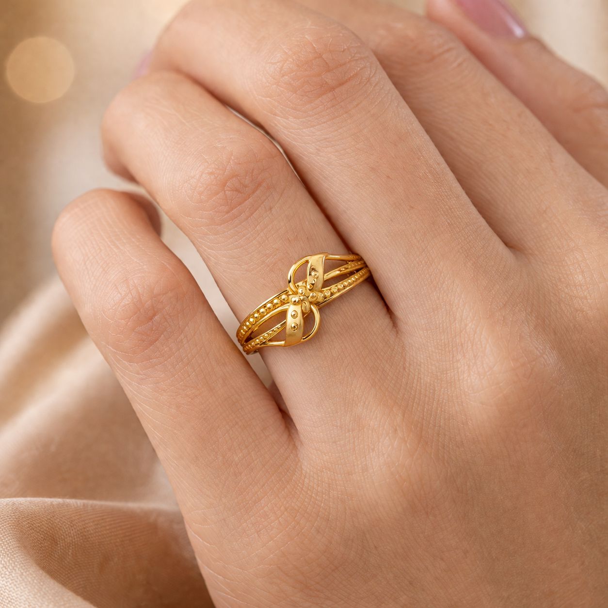 Aviraam Gold Ring 06 view 2