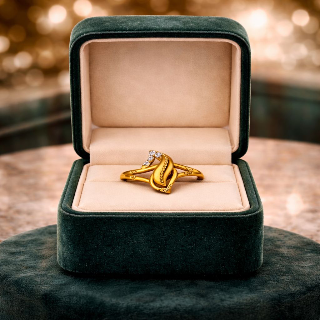 Aviraam Gold Ring 09 view 3