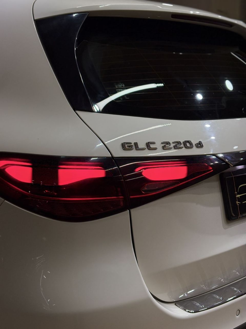 Mercedes-Benz EQB view 5