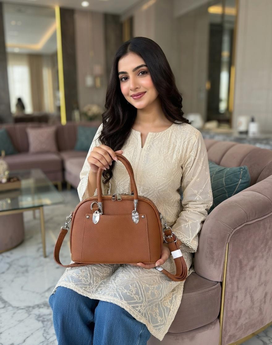 Elegant Handbag view 5
