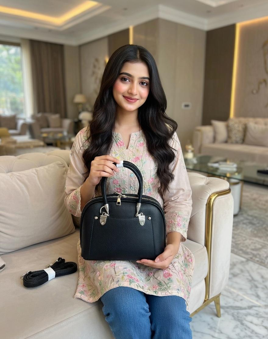 Elegant Handbag view 4
