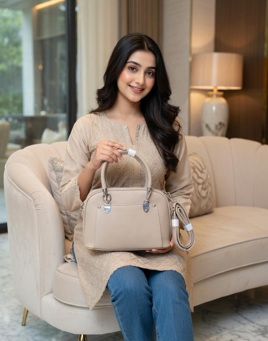 Elegant Handbag view 2