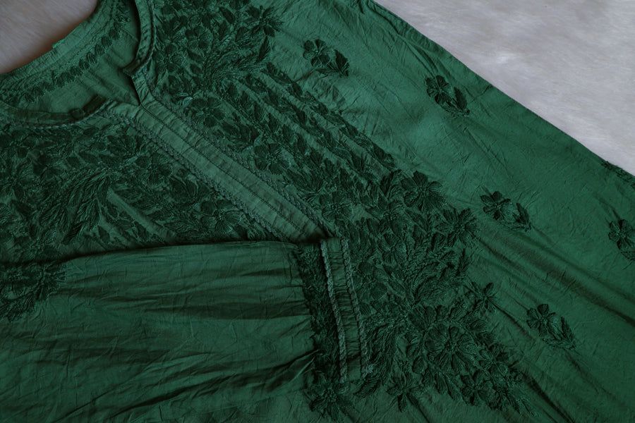 NIYA OMBRE CHANDERI HANDWORK KURTI PLAZO SET IN BOTTLE GREEN. view 2