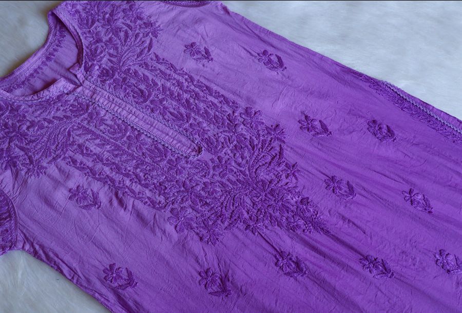 NIYA OMBRE CHANDERI HANDWORK KURTI PLAZO SET IN LAVENDER. view 3