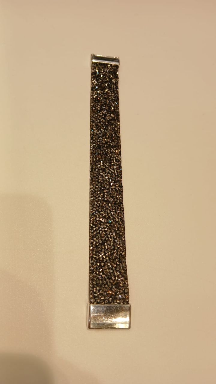 Bracelet view 3