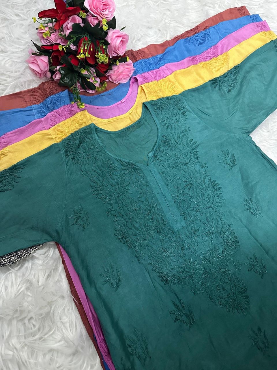 CHIKANKARI RAYON OMBRE 2 PIECE KURTI PLAZO SET.✨🌷 view 2