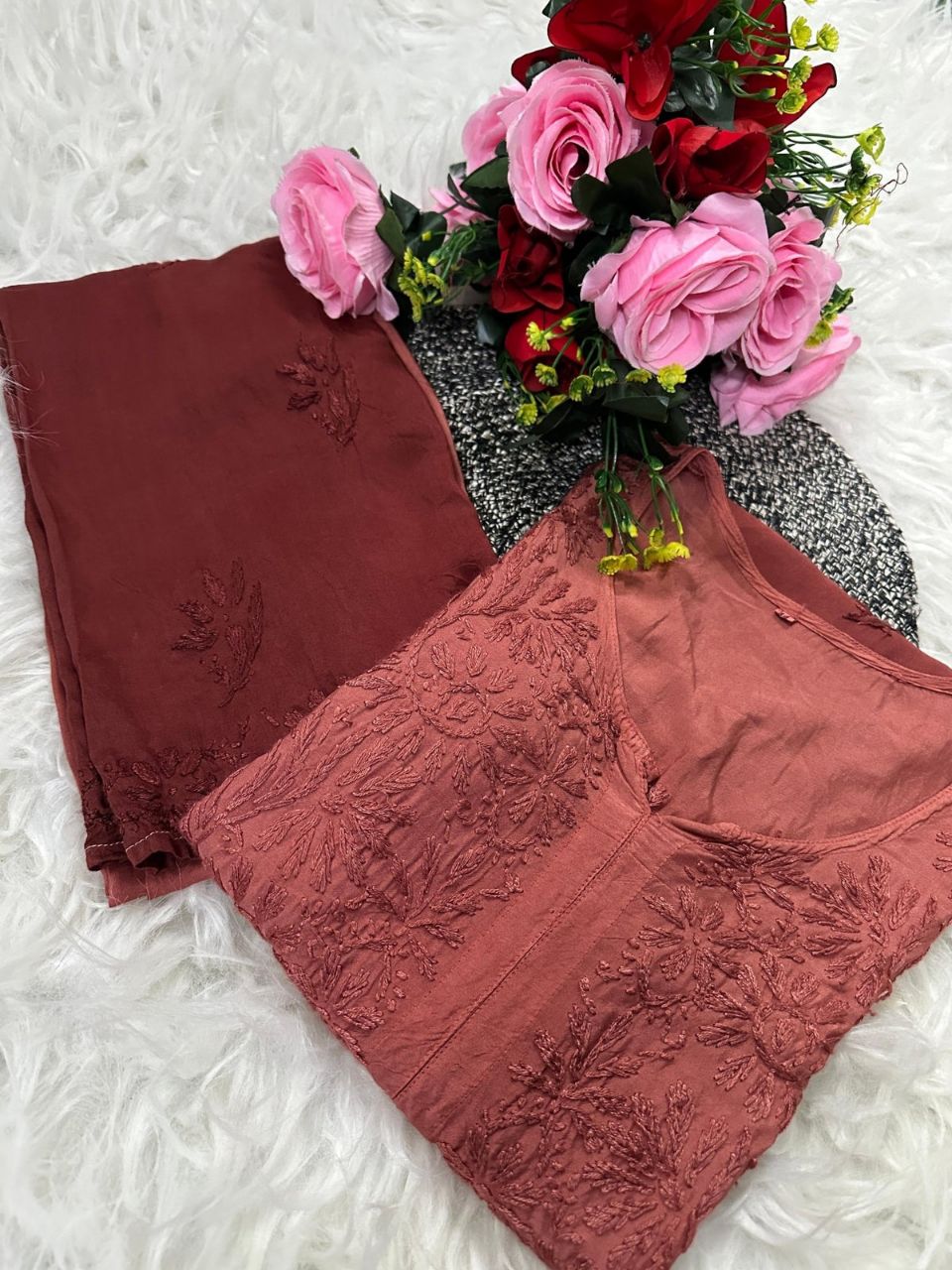 CHIKANKARI RAYON OMBRE 2 PIECE KURTI PLAZO SET.✨🌷 view 8