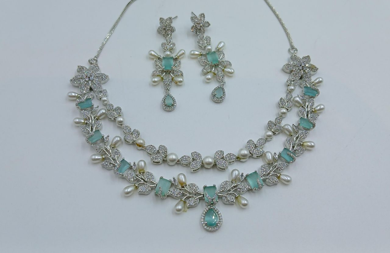 Glamorini Pearl Set AD Sets view 2