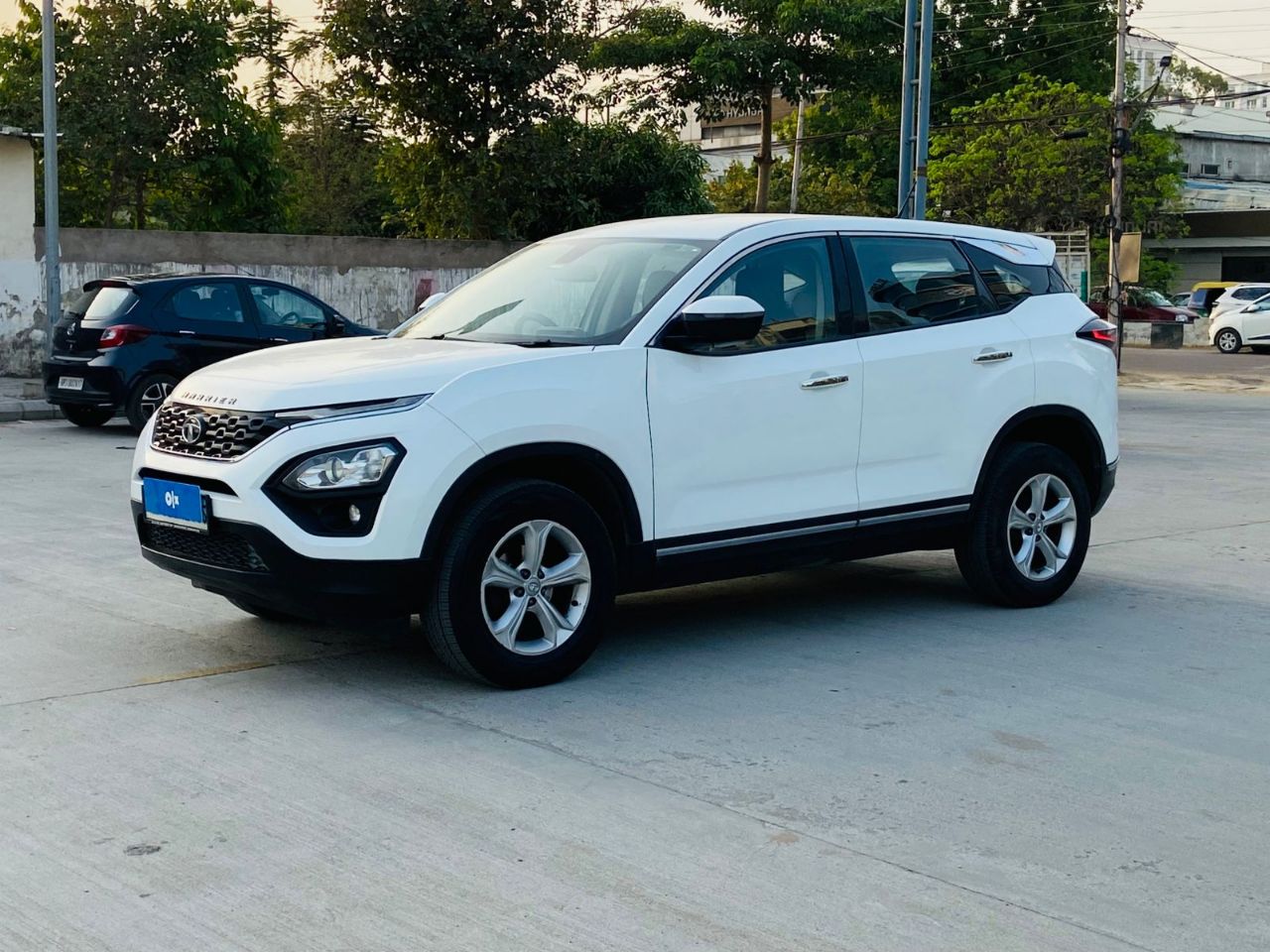 Tata Harrier XT 2020 MT view 2