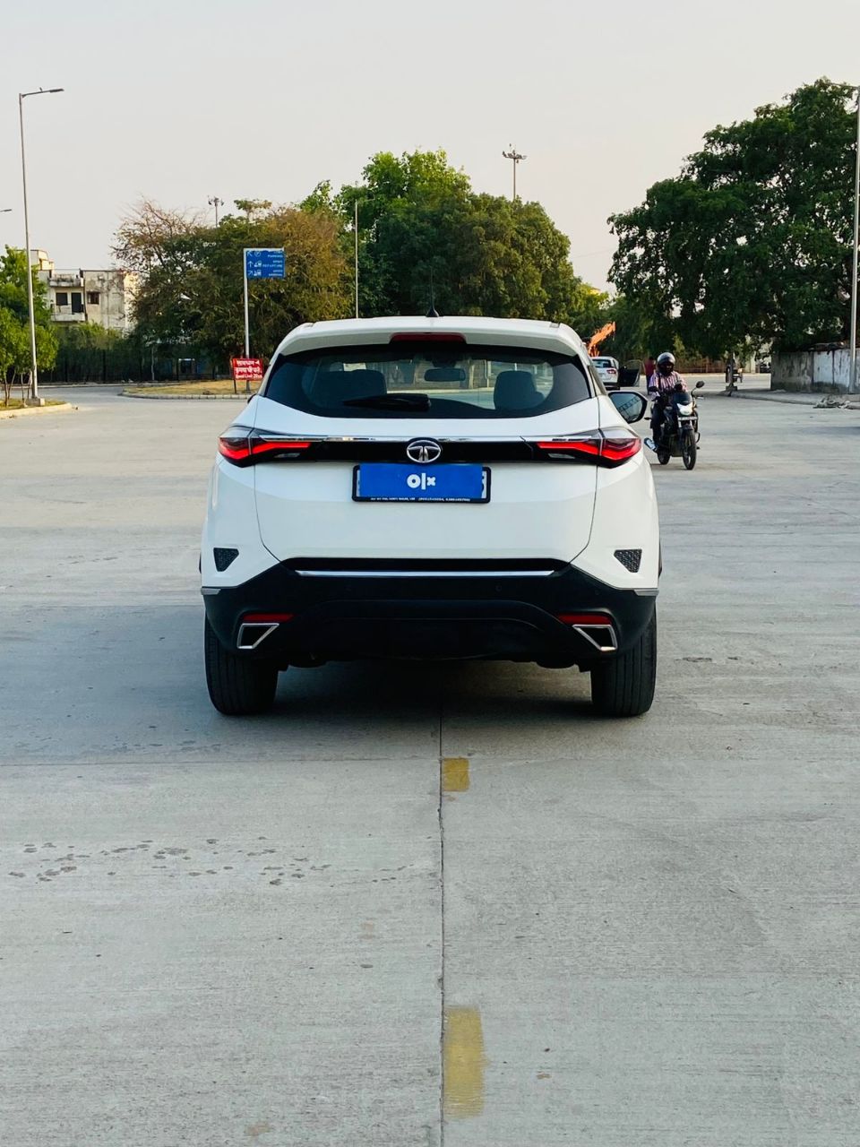 Tata Harrier XT 2020 MT view 10