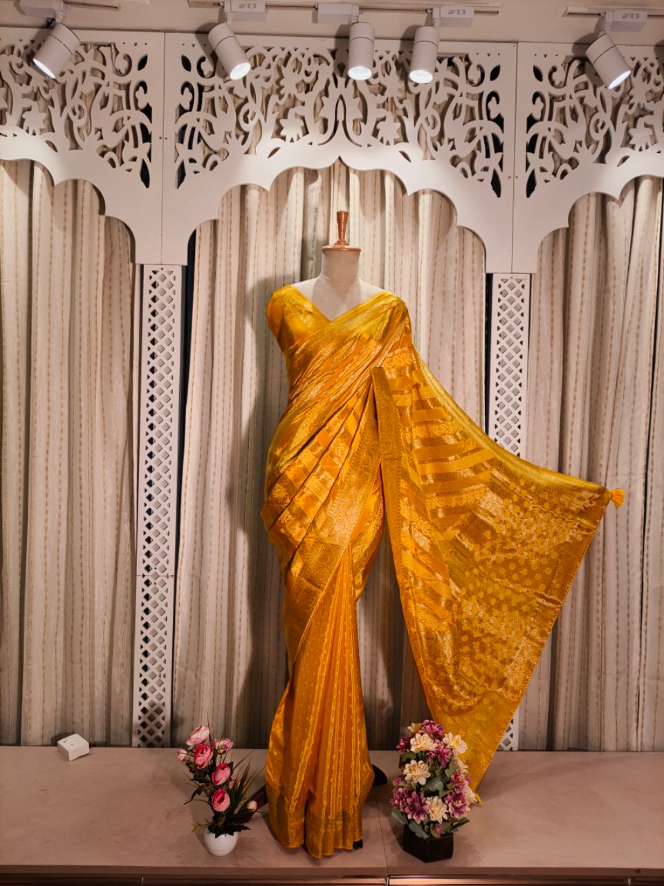 Banarasi Dola Silk 2 view 2