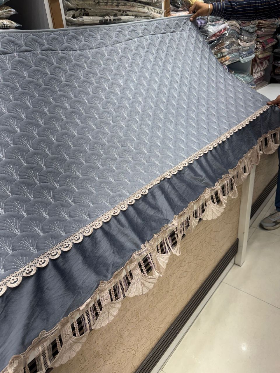 Elegant Quilted Sofa Cover with Tassel Lace Border ,36 Inchi Width view 7