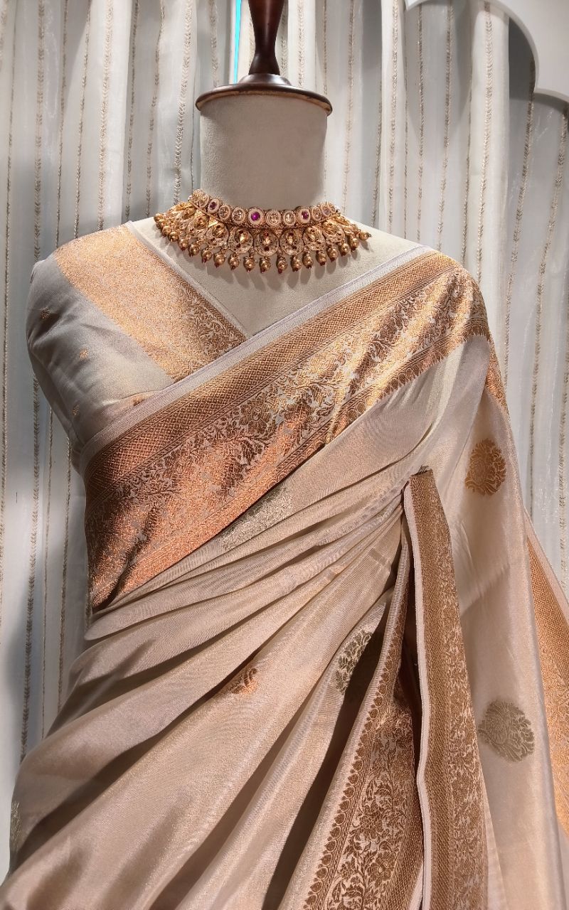 Banarasi Silk With Sona Rupa Butta and Jerry Border view 7