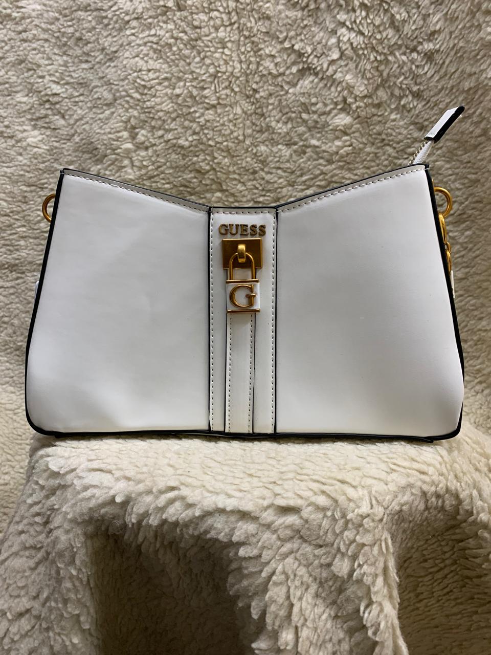 Guess Bag 🛍️ view 3