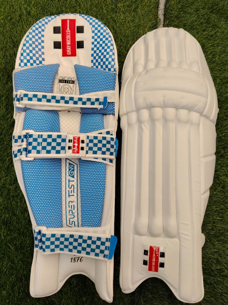 Gray Nicolls Super Test GN9 Batting Pads view 2