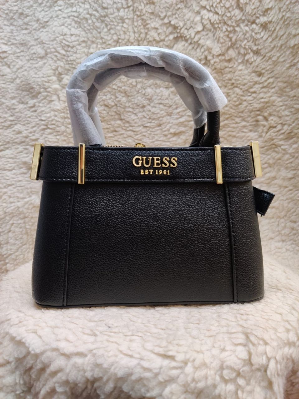 Guess Handbag view 4