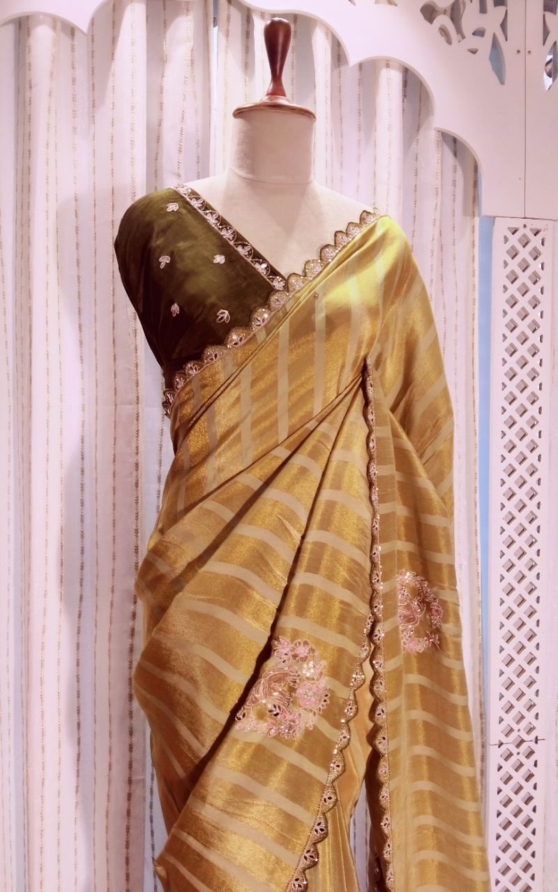Software Ganja Whit Tissue And Hand Work Saree view 6