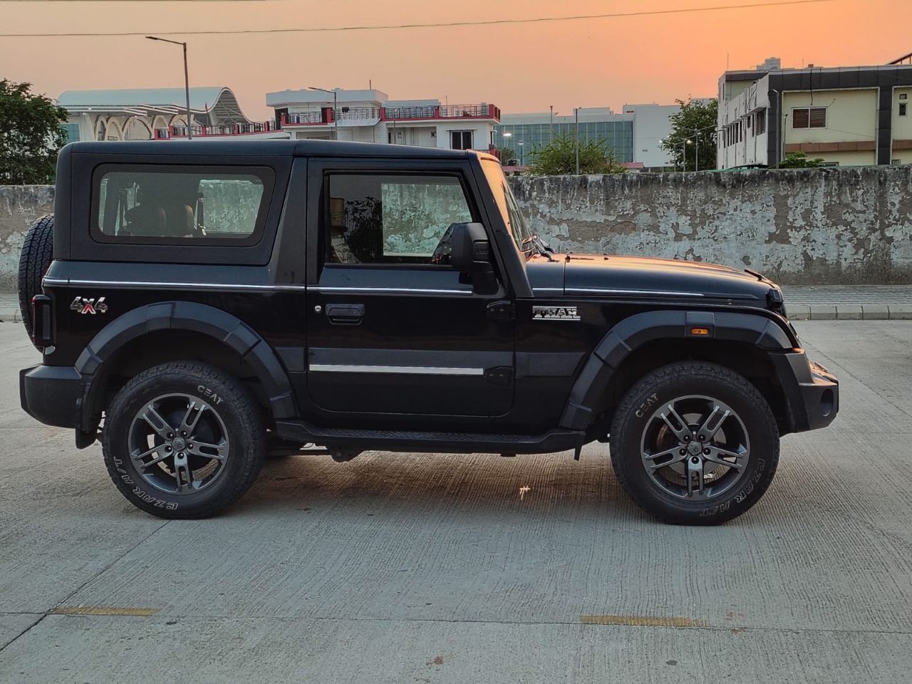 Mahindra Thar 4X4 2021 view 4