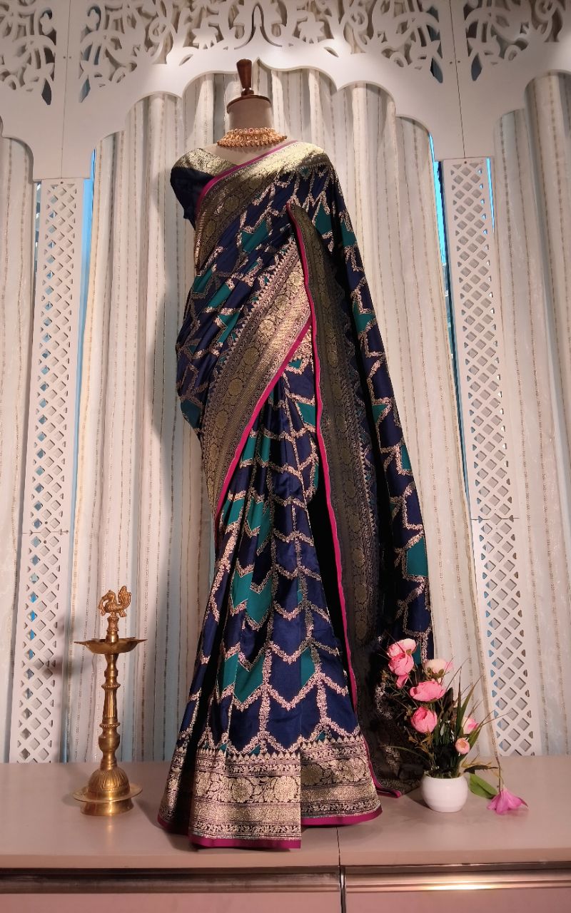 Banarasi Saree With Jerry Border Dual Colour Saree view 8