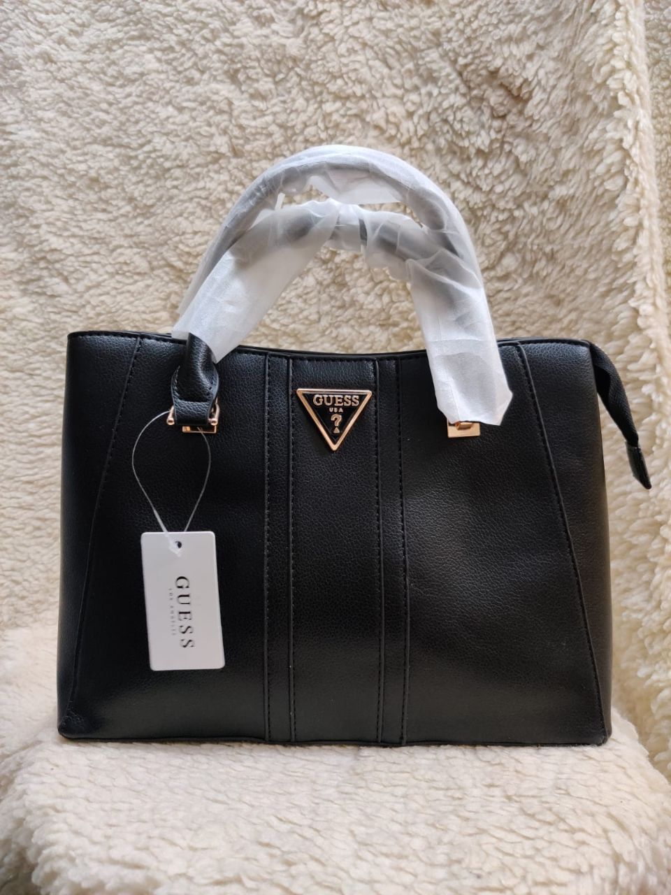 Guess Handbags 👜 view 2