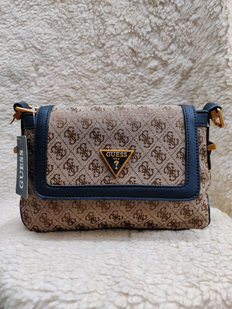 Guess Crossbody Bag 👜 view 2