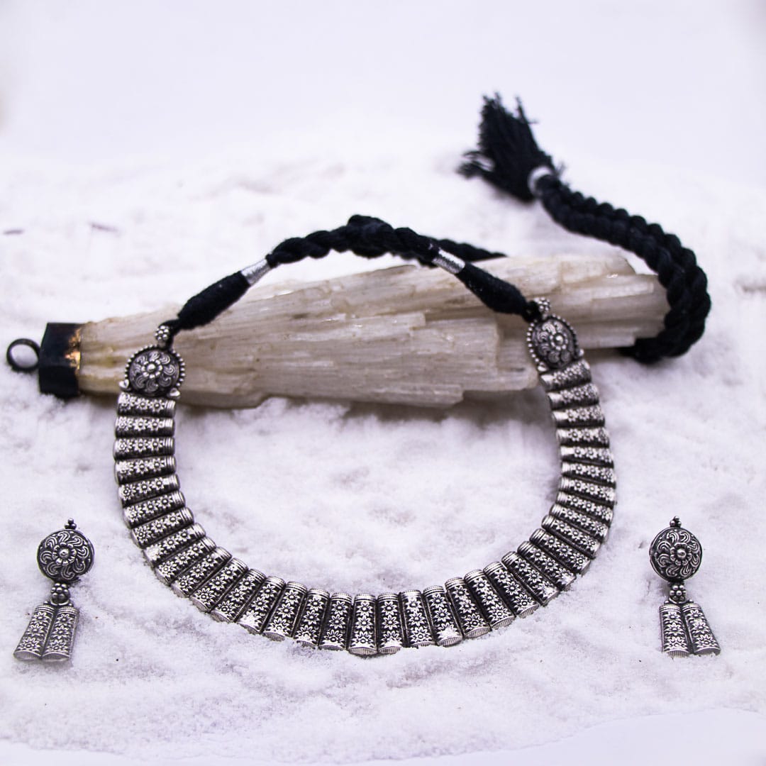 Traditional Silver Necklace Set view 2