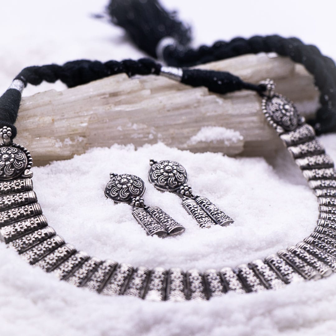 Traditional Silver Necklace Set view 3
