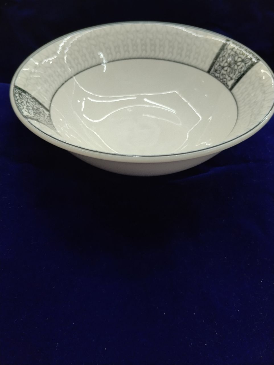Ceramic Bowls Of Different Sizes view 3