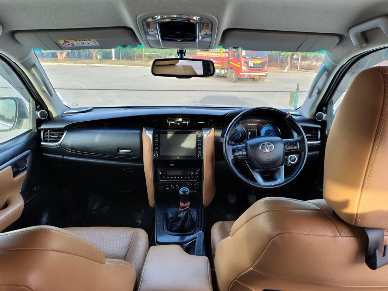 Toyota Fortuner view 7