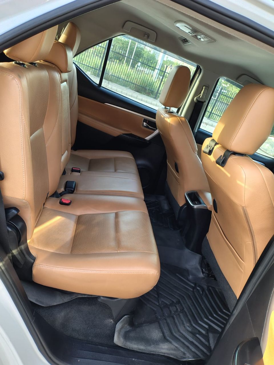 Toyota Fortuner view 6