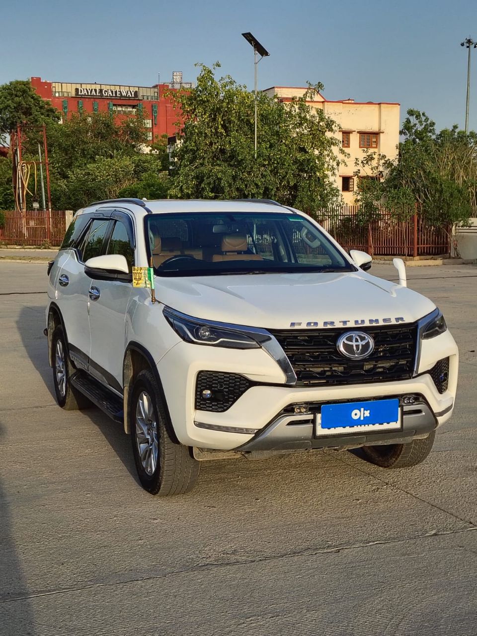 Toyota Fortuner view 9