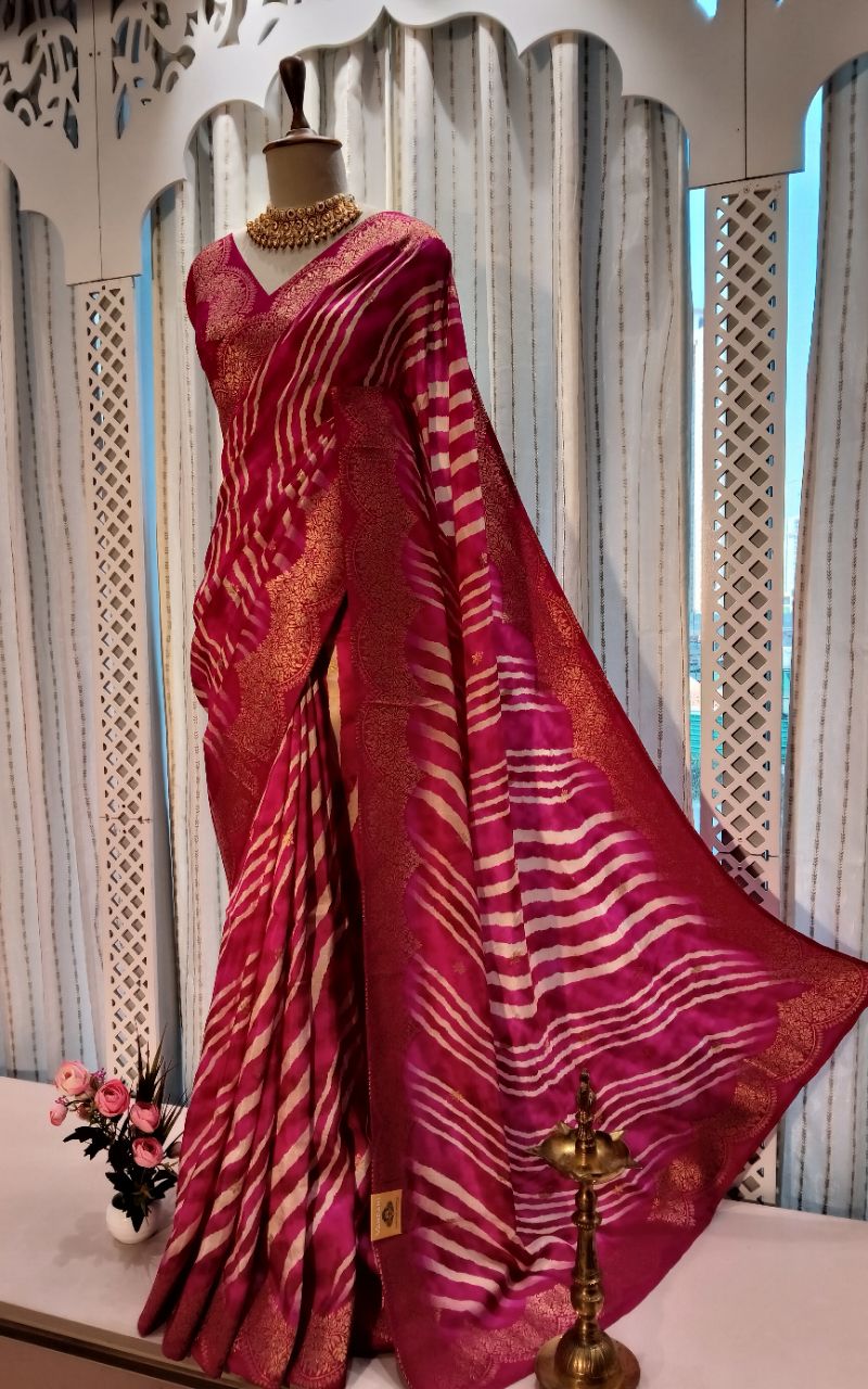 Dola Silk Lahariya Print With Jerry Border Saree view 2
