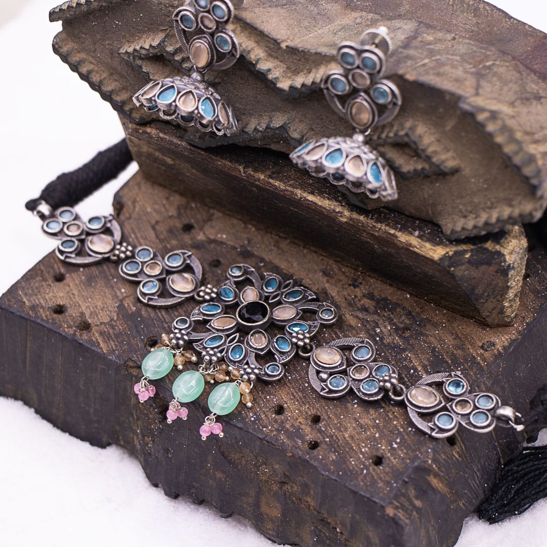 Traditional Silver Necklace Set 1 view 2
