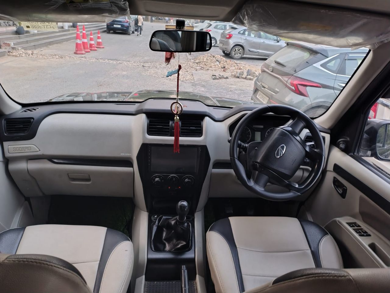 Mahindra Scorpio S5 2020 view 8