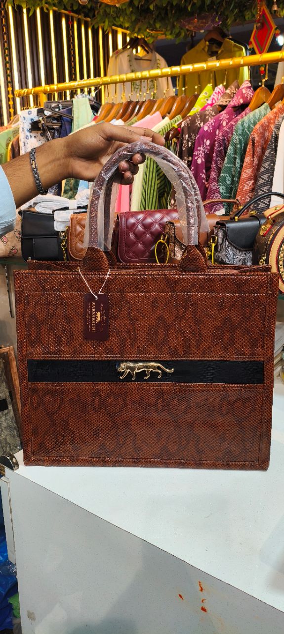 Stylish Tote Bag 🛍️ view 2