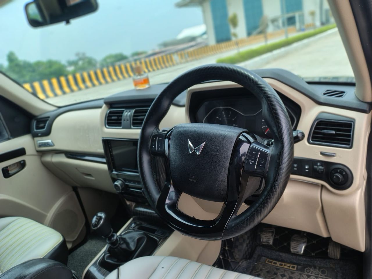 Mahindra Scorpio Classic S11 view 9